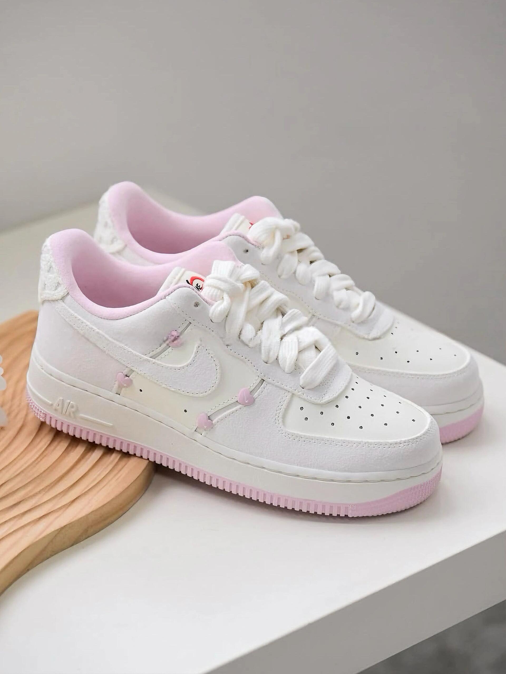 Nike Air Force 1 Low