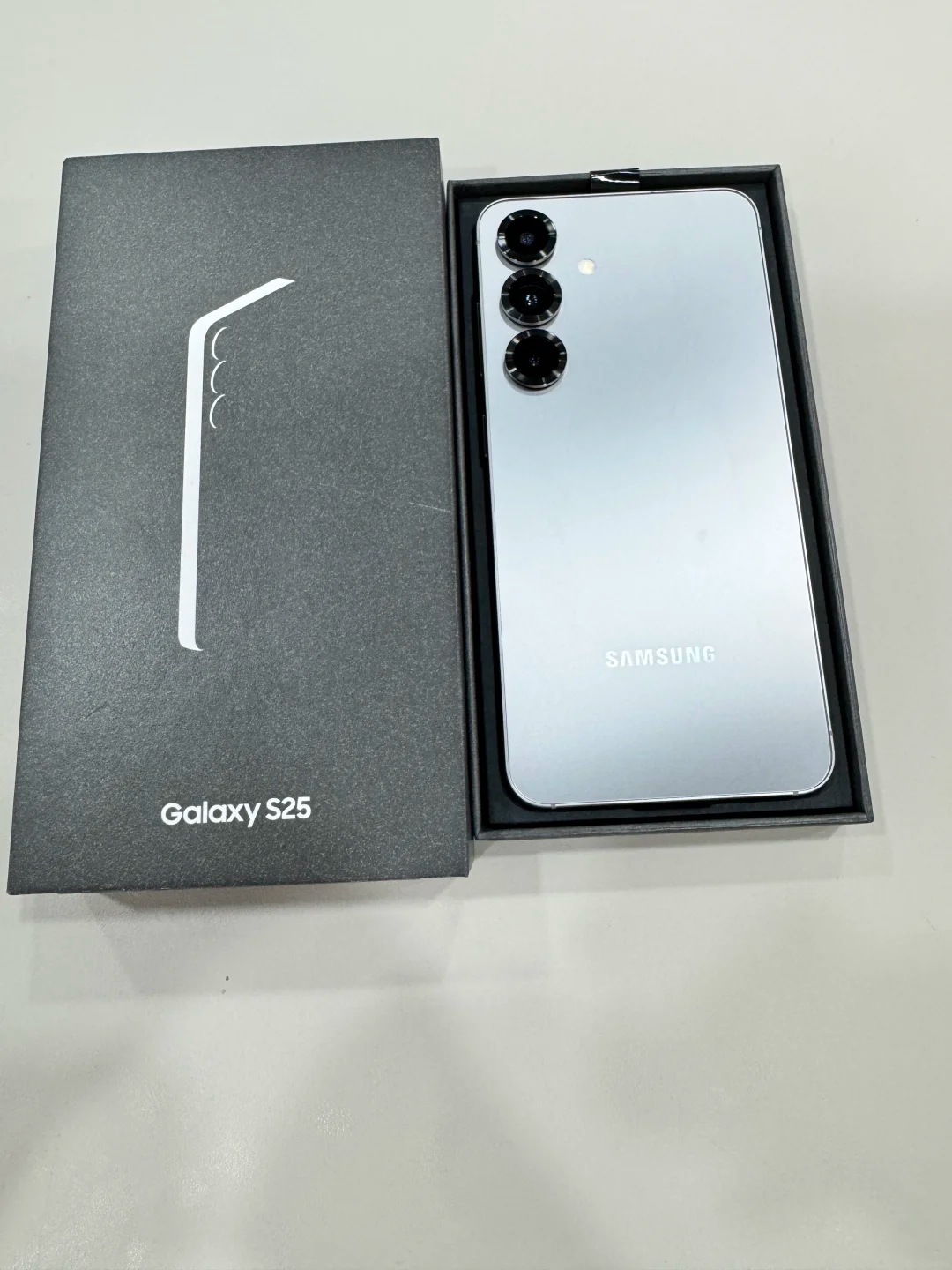 Galaxy S25
